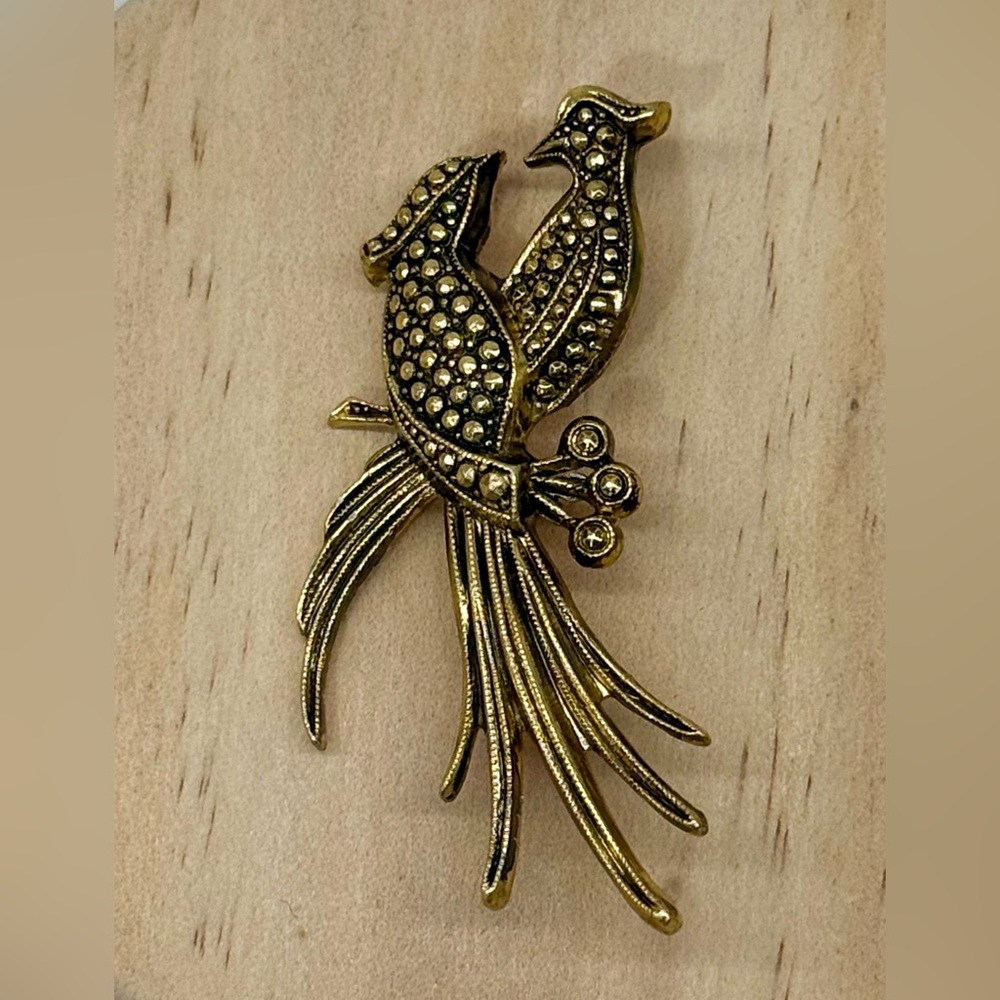 Vintage Made in France Gold-Tone Birds Brooch • Textured Detail 🐦